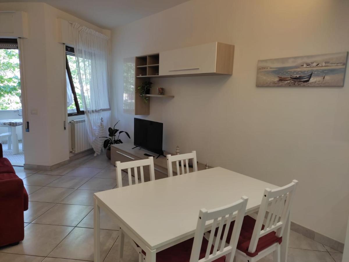 Casa Del Mare Apartment ซันตามารีเนลลา ภายนอก รูปภาพ